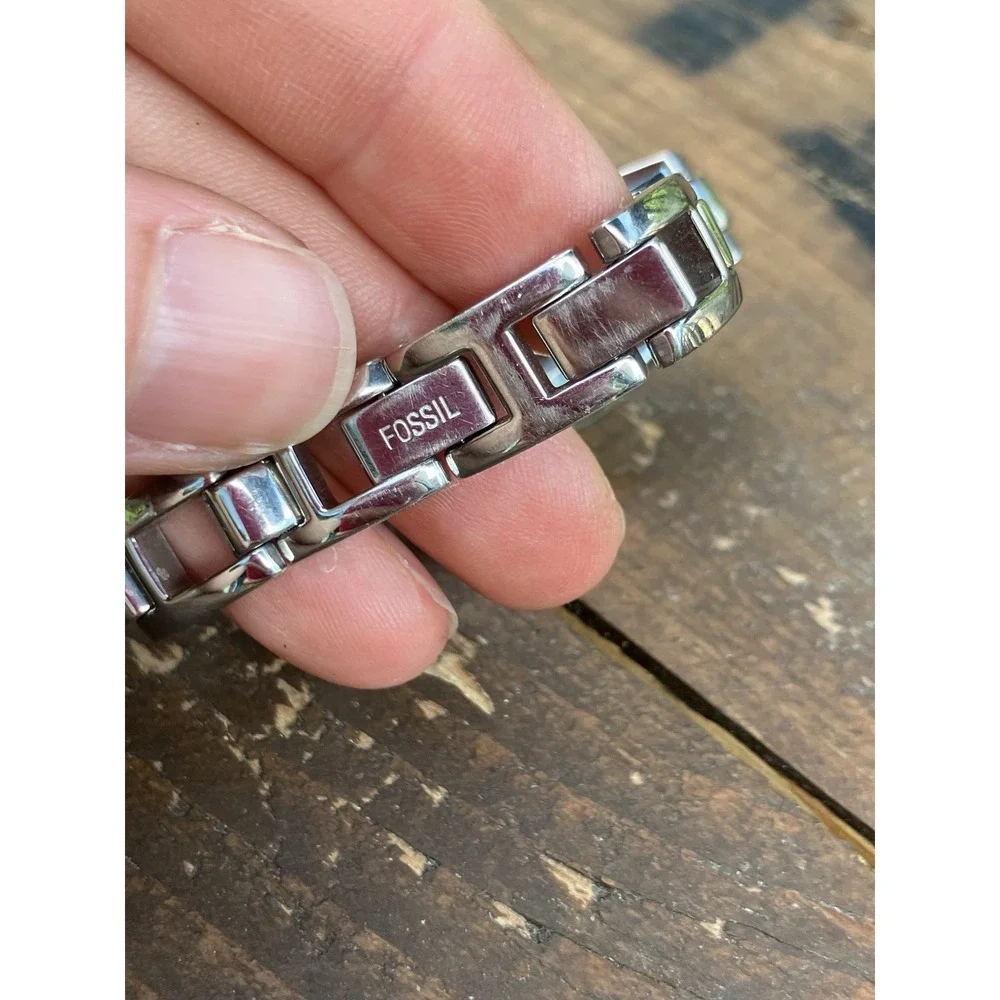 Fossil Women's Silver Tone Tonneau Wristwatch Date Window Stainless Steel